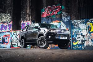Arctic Trucks Toyota Hilux Invincible 50 Double Cab 2018 года  (UK)